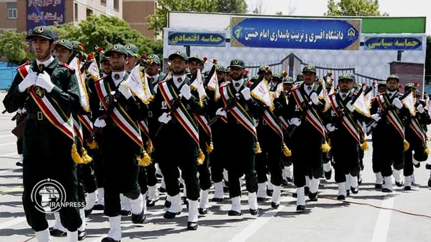 Iranpress: سردار محمد کرمی به فرماندهی دانشگاه افسری امام حسین منصوب شد