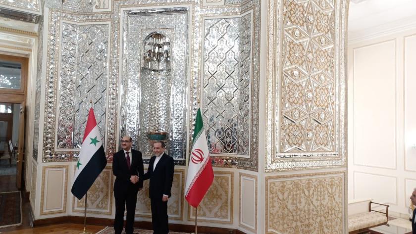 Iranpress: دیدار وزیران خارجه ایران و سوریه در تهران
