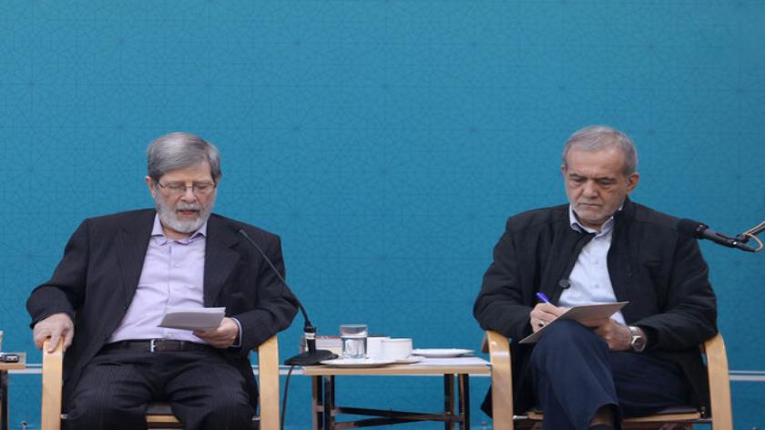 Iranpress: پزشکیان: فضاهای آموزشی مورد نیاز را با مشارکت‌های مردمی می‌سازیم