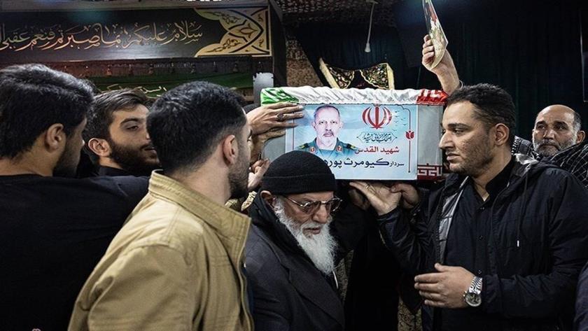 Iranpress: پیکر سردار پورهاشمی در تهران تشییع شد
