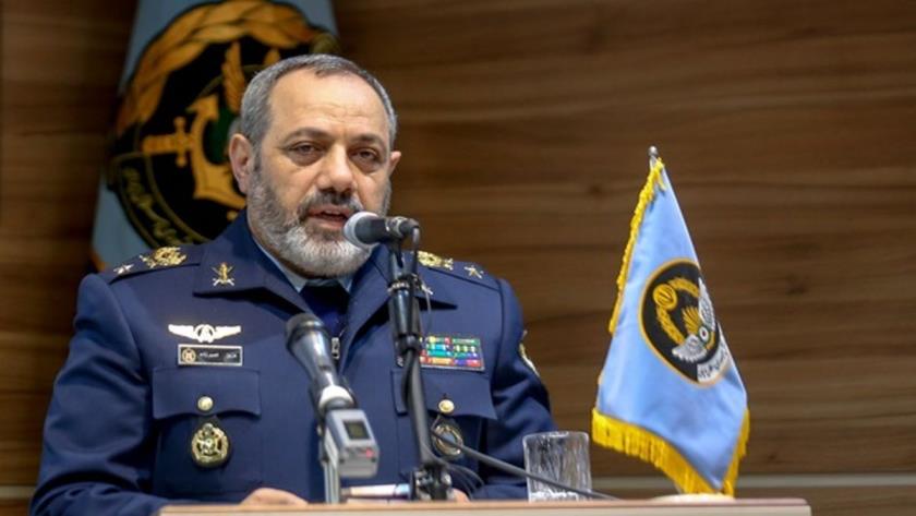 Iranpress: وزیر دفاع: با یک سلسله رزمایش قدرت دفاعی ایران را نشان خواهیم داد