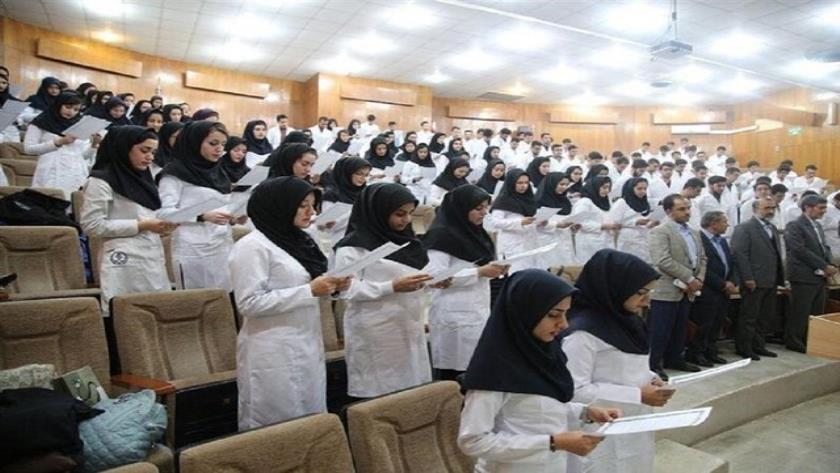 Iranpress: معاون وزیر بهداشت: افزایش 20 درصدی دانشجویان پزشکی متوقف شد