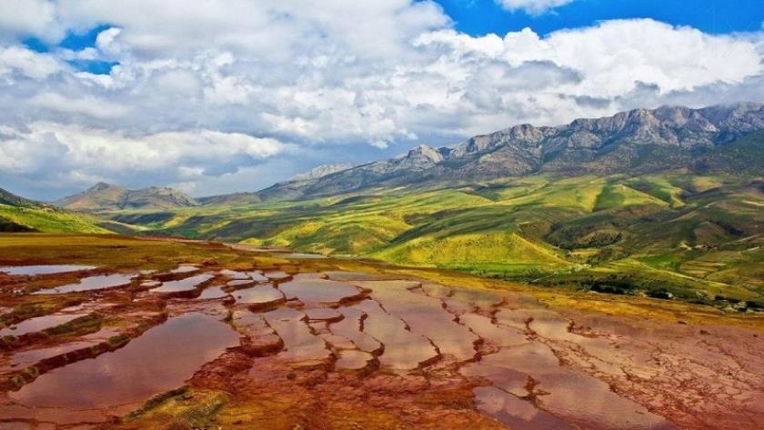 ایران پرس: چشمه پلکانی باداب سورت؛ جاذبه ای کم نظیر در دنیا