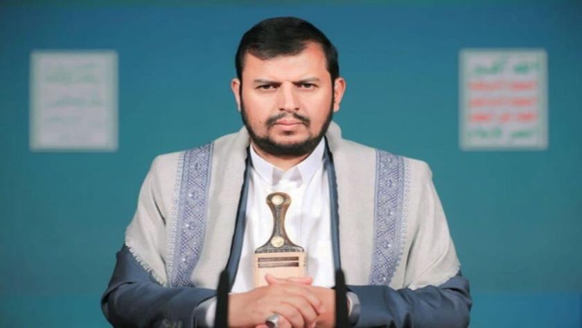 Iranpress: رهبر انصارالله یمن: آتش زدن بیمارستان کمال عدوان جنایتی آشکار است