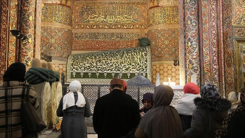 Iranpress: بیش از 3 میلیون نفر از موزه مولانا طی سال گذشته بازدید داشتند
