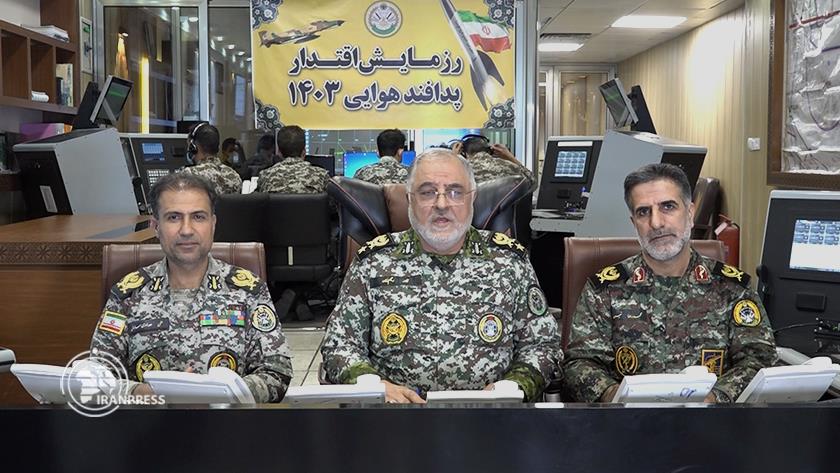 Iranpress: آغاز رزمایش پدافند هوایی اقتدار نیروهای مسلح در نطنز