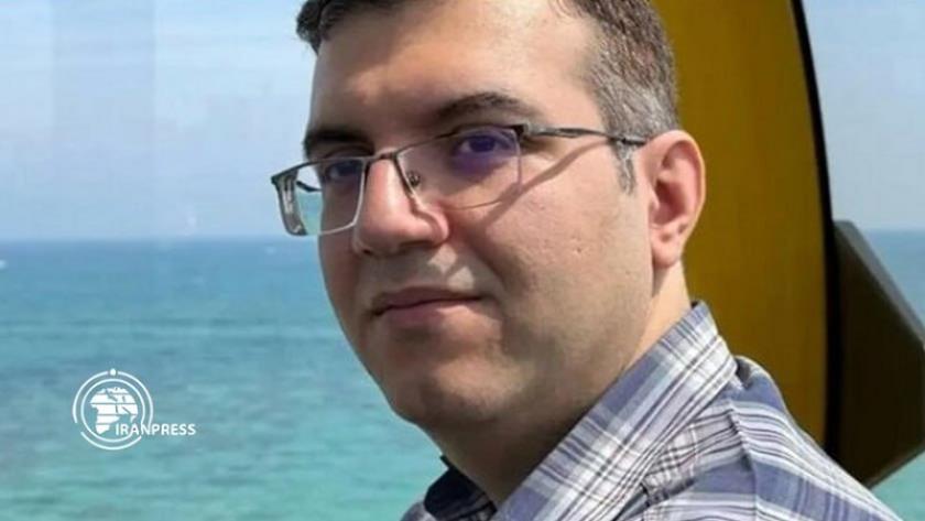 Iranpress: محمد عابدینی، وارد تهران شد