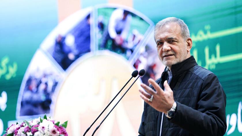 Iranpress: قول مسعود پزشکیان به مردم خوزستان برای حل مشکلات استان