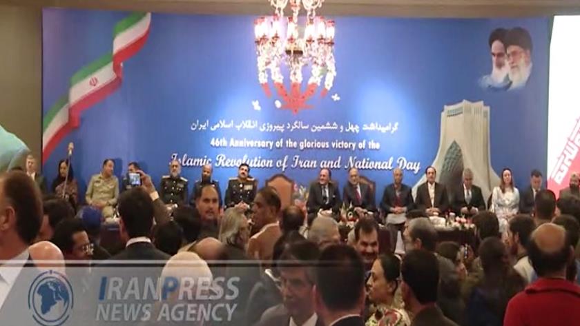 Iranpress: مراسم بزرگداشت چهل و ششمین سالروز پیروزی انقلاب اسلامی در اسلام‌آباد