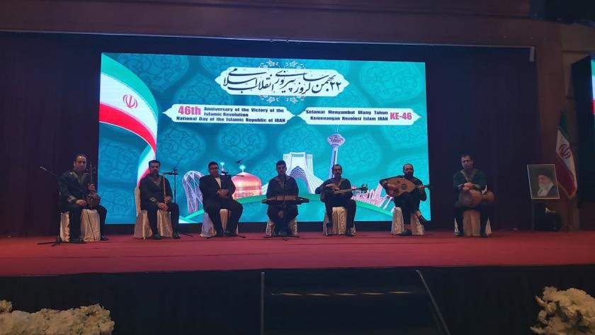Iranpress: معاون وزیر گردشگری: کلیدی‌ترین نقش صنعت گردشگری اشتغال و ارزآوری است