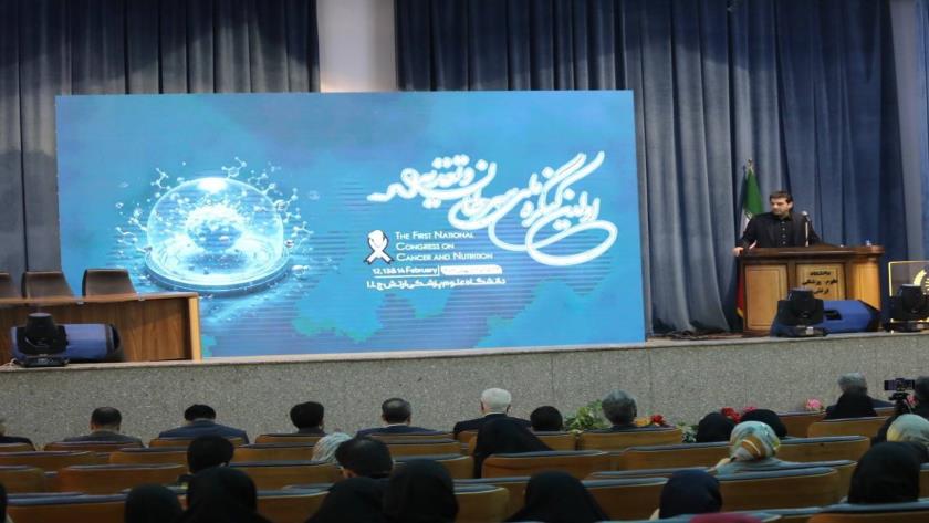 Iranpress:  دانشگاه علوم پزشکی ارتش میزبان اولین کنگره ملی سرطان و تغذیه