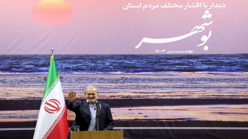 Iranpress: پزشکیان:  تمام تلاش دشمن ناامید کردن مردم به آینده است/ تا آخر خواهم ماند