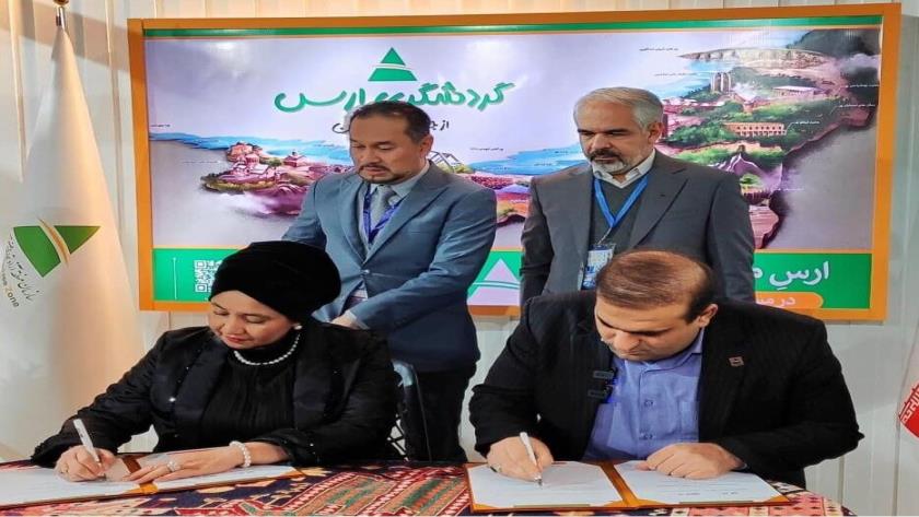 Iranpress: ایران و مالزی، گام‌های جدید در توسعه همکاری‌های اقتصادی و گردشگری