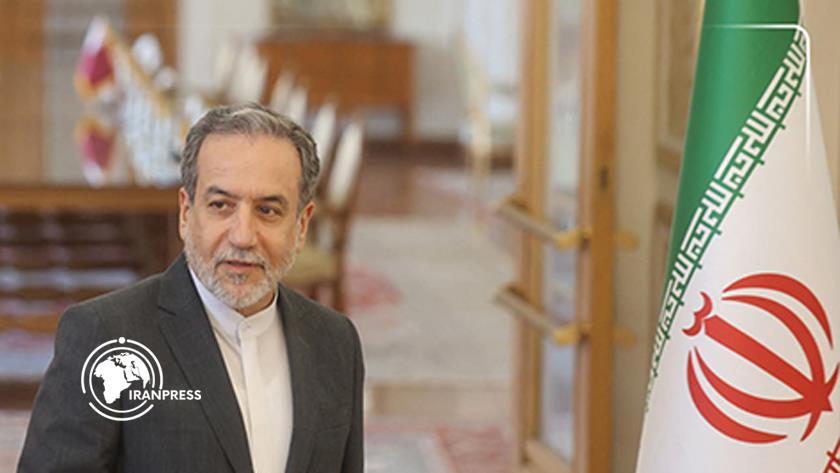 Iranpress: عراقچی: روابط دوجانبه، مسائل لبنان، سوریه و غزه محور رایزنی امیر قطر در تهران است