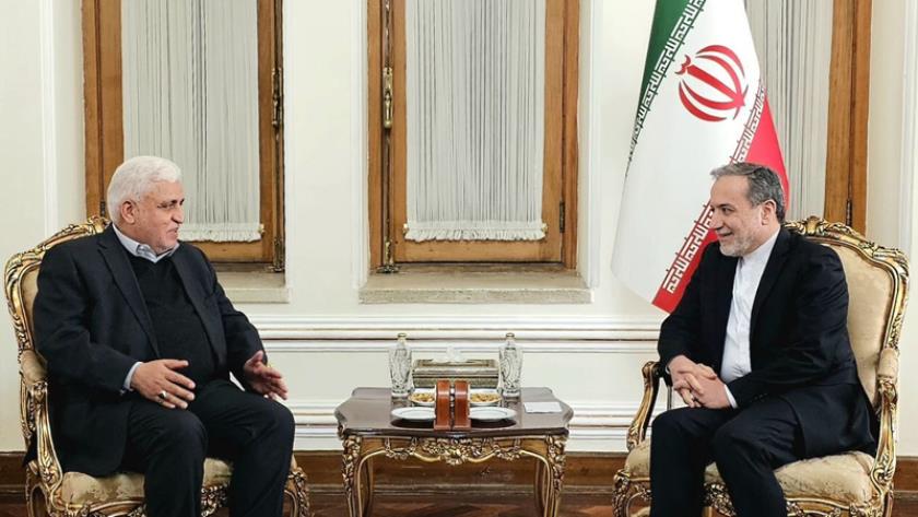 Iranpress: عراقچی: تداوم رایزنی و مشورت بین مقامات ایران و عراق در مورد تحولات منطقه ضروری است
