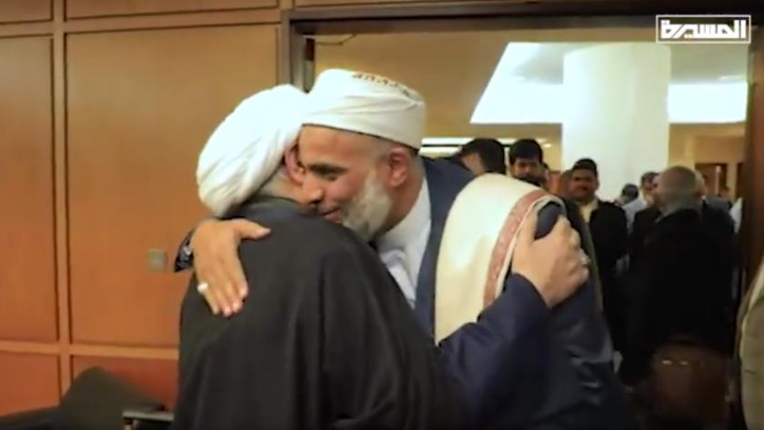 Iranpress: هیأتی از یمن برای حضور در مراسم تشییع سید نصرالله وارد بیروت شد