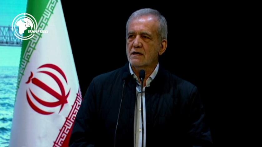 Iranpress: پزشکیان: به مصرف زیاد عادت کرده‌ایم/ مردم در زمستان بدون گاز نماندند
