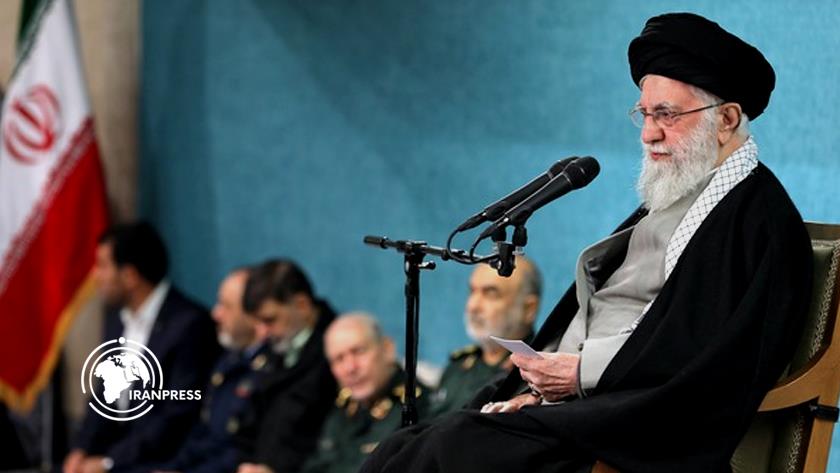 Iranpress: رهبر انقلاب: اصرار برخی از دولت‌های قلدر برای مذاکره، به منظور حل مسائل نیست