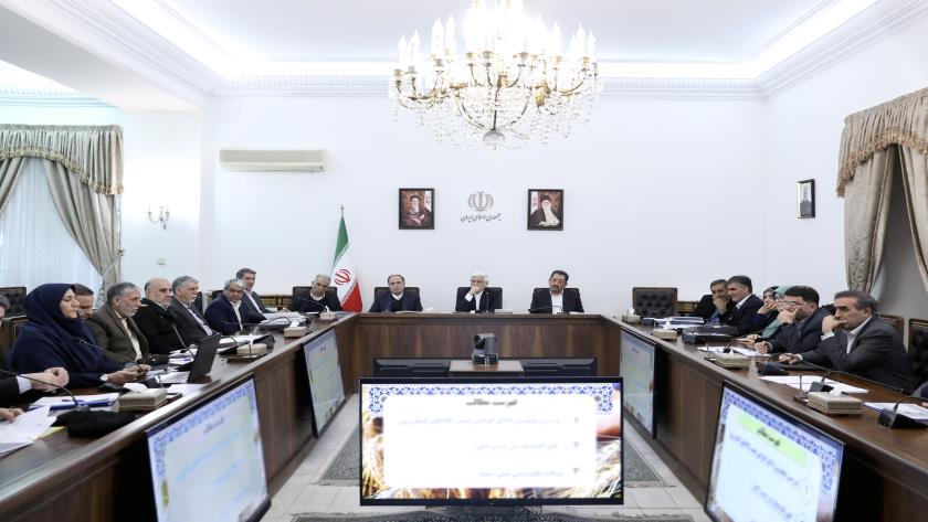 Iranpress: معاون اول رئیس‌جمهور:نظارت‌ها و بازرسی‌ها تا پایان سال و ایام عید نوروز ادامه می‌یابد