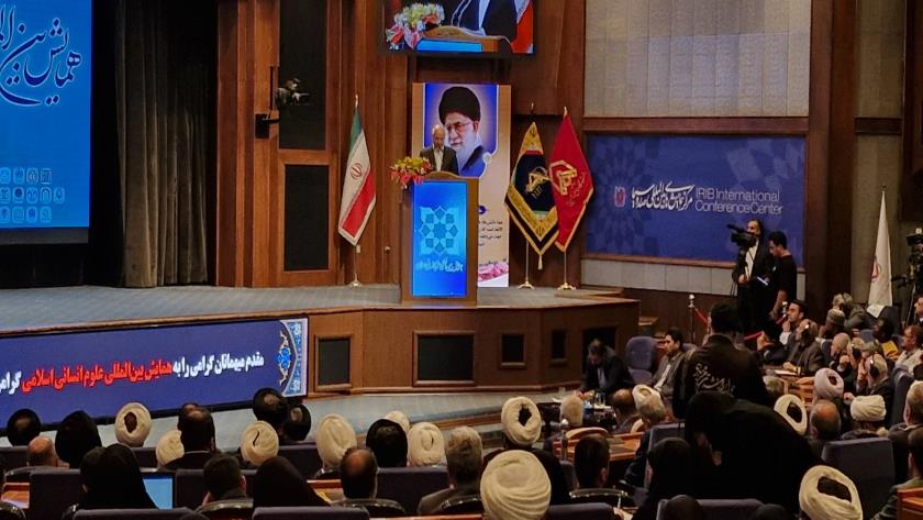 Iranpress: قالیباف: راهبردهای مؤثر برای پیشرفت و توسعه کشور ضروری است