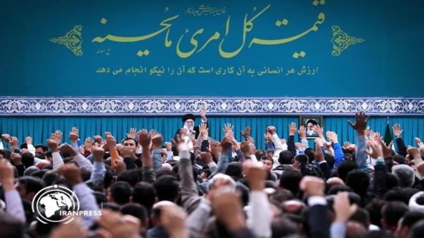 Iranpress: رهبر انقلاب: ممنوعیت ورود کالاهای مشابه داخلی نباید برداشته شود