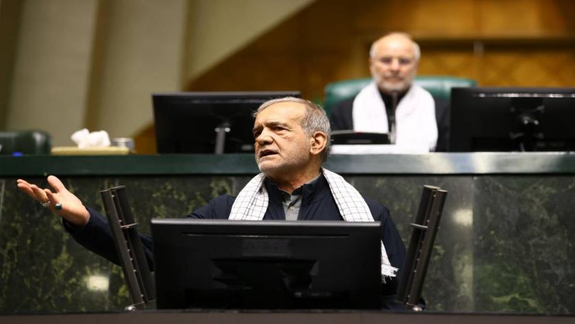 Iranpress: پزشکیان: مردم ایران در برابر هر تجاوزی با قدرت می ایستند