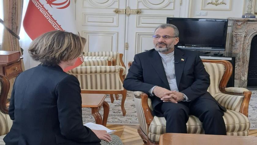 Iranpress: سفیر ایران : جامعه بین‌المللی اقدامات تجاوزکارانه آمریکا و رژیم اسرائیل را محکوم کند