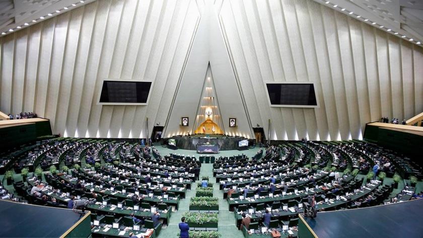 Iranpress: تصویب کلیات و جزئیات طرح تعلیق همکاری ایران با آژانس بین المللی انرژی اتمی