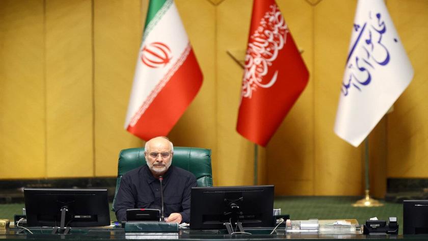 Iranpress: قالیباف: برنامه‌ صلح آمیز هسته ای ایران با سرعت بیشتری به پیش خواهد رفت
