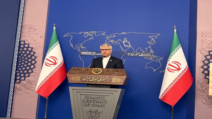 Iranpress: بقائی: حمله به خبرنگاران در نوار غزه مصداق جنایت جنگی است