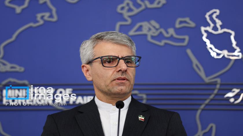 Iranpress: سخنگوی وزارت امور خارجه ایران: سفیر استرالیا از ایران خارج شد
