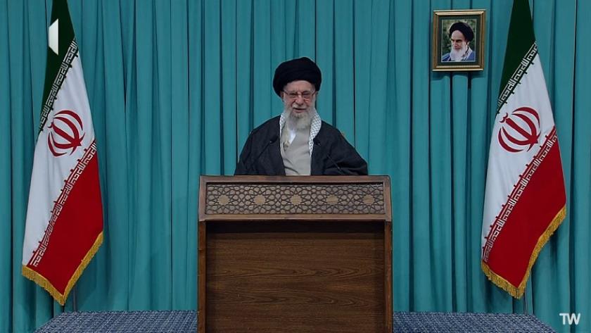 Iranpress: رهبر انقلاب: یکپارچگی ملت ایران، دشمن را نابود کرد/ هدف دشمن، مختل کردن نظام بود