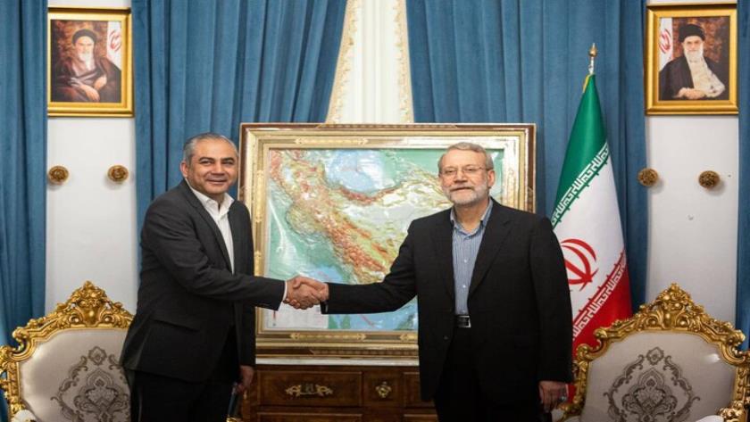 Iranpress:  وزیر کشور پاکستان در دیدار با لاریجانی: تقویت روابط دو جانبه
