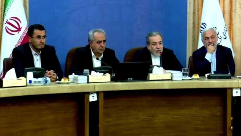 Iranpress: عراقچی: پرچم مذاکره هیچ‌گاه از دست جمهوری اسلامی ایران نیفتاده است