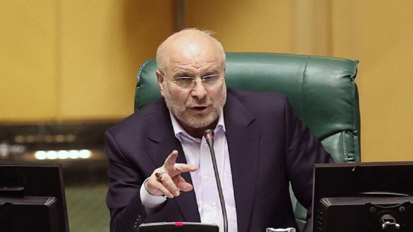 Iranpress: قالیباف: آمریکا باید پیامد تجاوز به ایران را بپذیرد