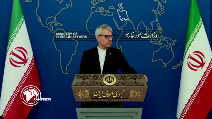 Iranpress: بقائی: ثبات در شرق ایران کلیدی است