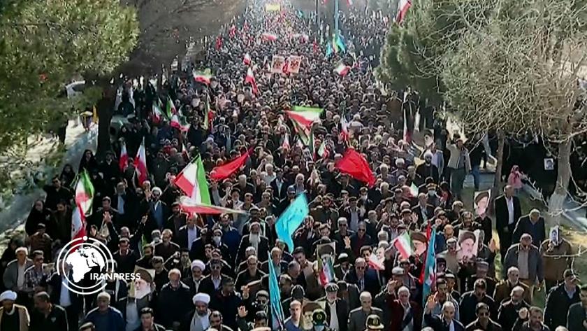 Iranpress: اجتماع سراسری همبستگی ملی در محکومیت اقدامات تروریستی اخیر