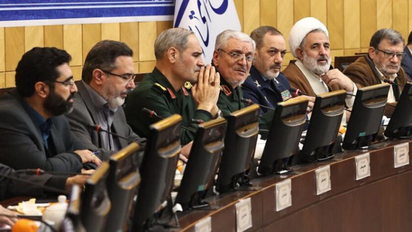 Iranpress: وزیر دفاع: در صورت تعدی دشمن با شدت بیشتری پاسخ خواهیم داد