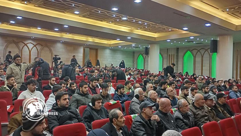 Iranpress: همایش دانشگاهیان لبنانی در حمایت از ایران