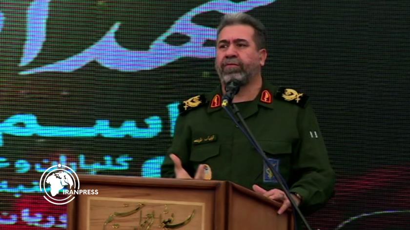 Iranpress:  سردار ولی زاده: ما هرگز در برابر فشارهای دشمنان  تسلیم نمی‌شویم