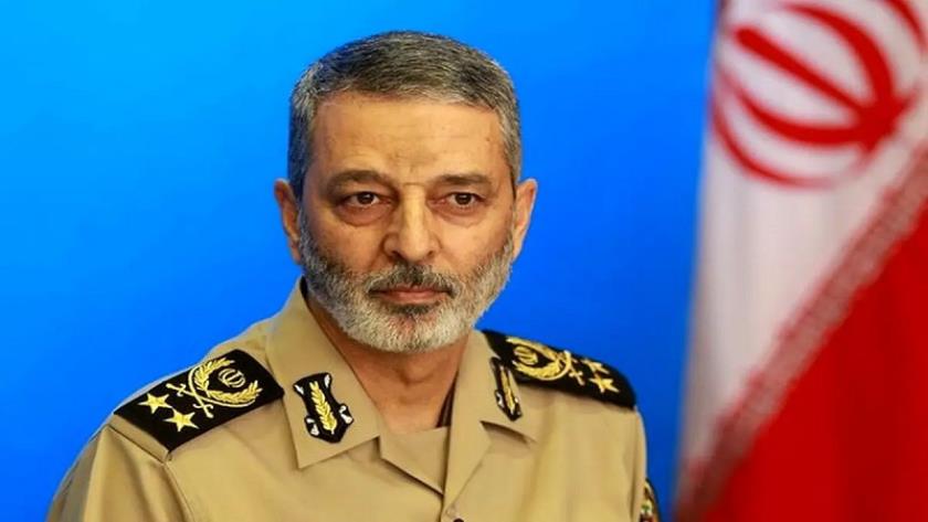 Iranpress: سرلشکر موسوی: نیروی هوایی ارتش ایران در بالاترین سطح آمادگی قرار دارد
