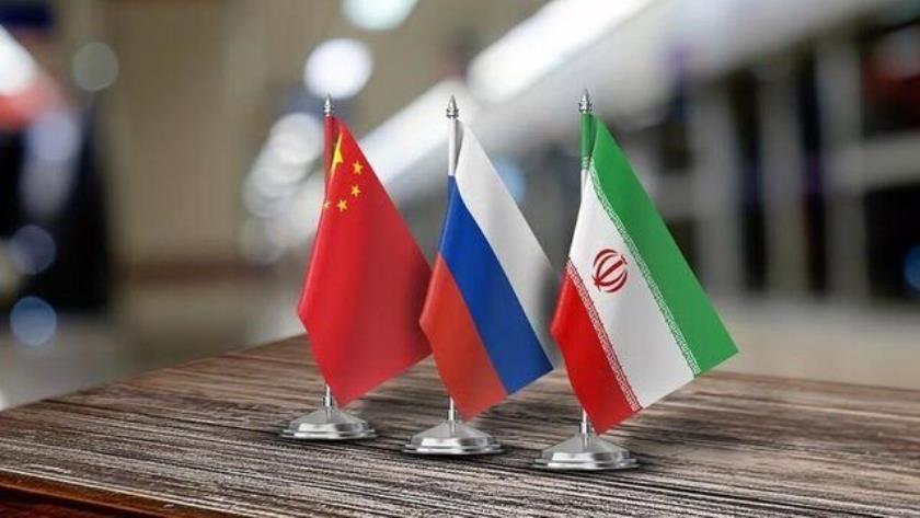 Iranpress: رایزنی ایران، روسیه و چین پیش از نشست مارس آژانس