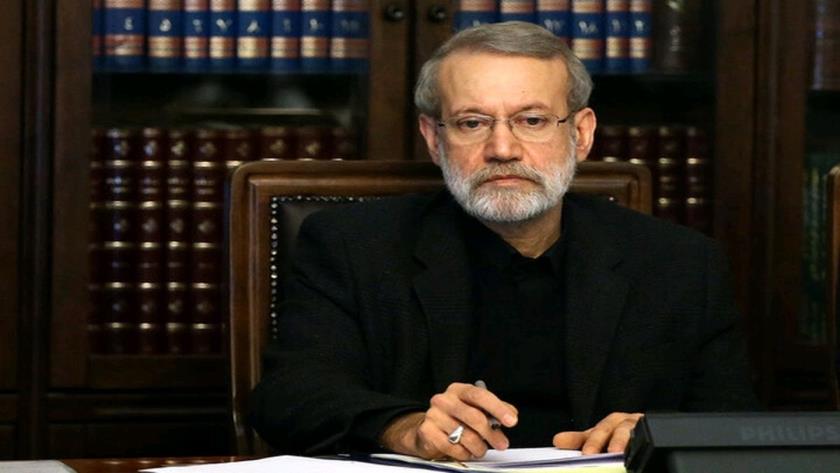 Iranpress: علی لاریجانی: آمریکا و اسرائیل قلب ملت ایران را سوزاندند و قلب آنها را می سوزانیم