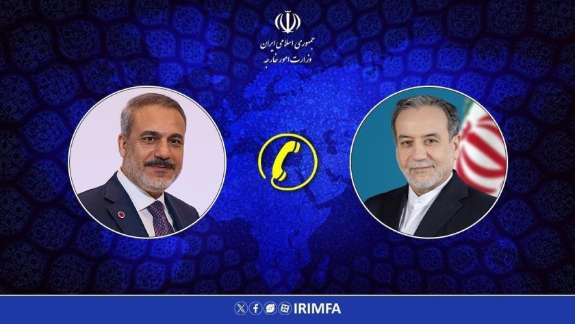 Iranpress: گفت‌وگوی وزرای خارجه ایران و ترکیه؛ خواسته‌های غیرمنطقی آمریکا دلیل افزایش بی‌اعتمادی