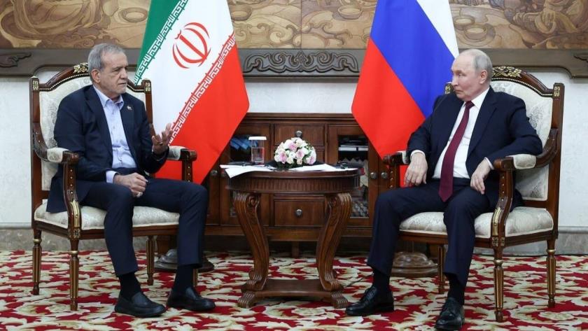 Iranpress: پزشکیان در دیدار با پوتین: آمریکا نمی‌تواند حرف‌های غیر قانونی بر ما تحمیل کند