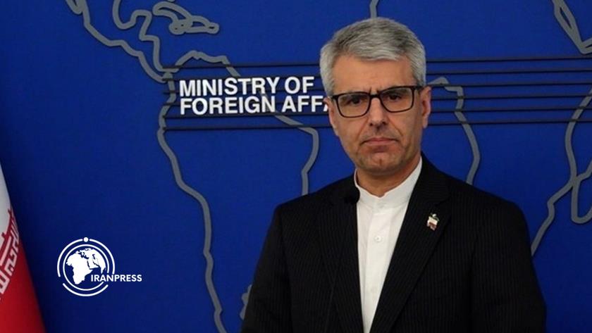 Iranpress: بقایی: ضربات دفاعی ایران فقط علیه اهداف نظامی است