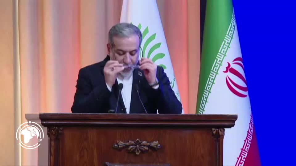 Iranpress: عراقجي: إيران ضحية الأحادية الأمريكية،.. والإيكو بحاجة إلى رؤية استراتيجية 