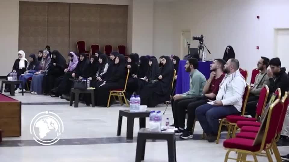 Iranpress: بيروت.. مبادرة ’’فسيلة‘‘ تنظّم لقاء ’’شكل الصراع الأعمق؛ الثقافة ونمط العيش‘‘