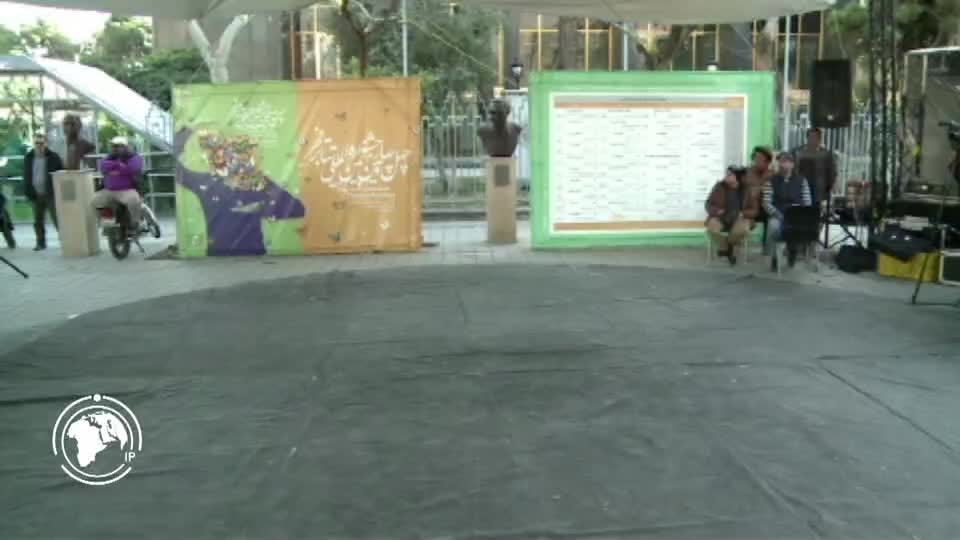 ایران برس: عشرة عروض مسرحية تُقدَّم في اليوم الخامس من مهرجان ’’فجر‘‘ المسرحي