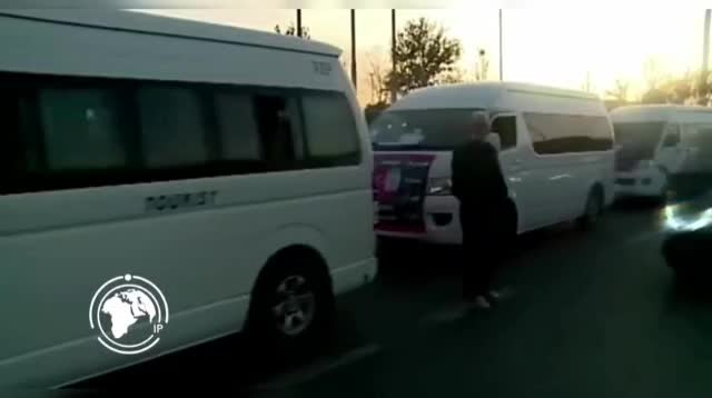 Iranpress: قافلة التضامن التركية تصل طهران